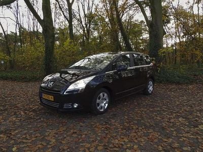 Occasion Peugeot 5008 120 PK (88 kW) 2011 Zwart Stationwagen