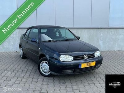 Occasion VW Golf Cabriolet Highline 90 PK (66 kW) 2000 Blauw Cabriolet