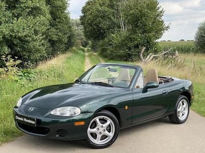 Groen, metallic lak Gebruikt 2001 Mazda MX5 Cabriolet | € 8.450 (Duur)