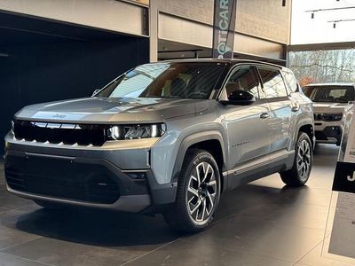 Nieuw Jeep Compass Altitude 155 kW (212 PK) 2025 Grijs SUV