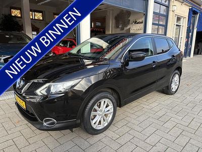 Zwart Gebruikt 2014 Nissan Qashqai Acenta SUV | € 10.450 (Eerlijke prijs)