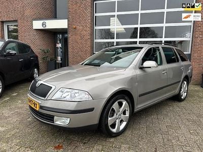 Beige Gebruikt 2007 Skoda Octavia Elegance Stationwagen | € 2.950 (Duur)