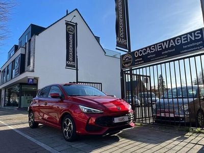 Rood Occasion 2024 MG MG3 Luxury Hatchback | € 19.990