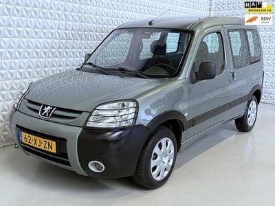 Groen (metallic) Occasion 2007 Peugeot Partner MPV | € 3.499 (Iets duurder)