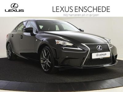 Lexus IS300h