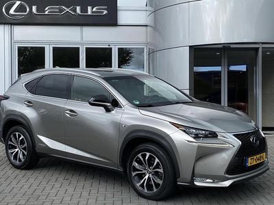 Grijs Gebruikt 2016 Lexus NX300h Luxury Line SUV | € 25.400 (Goede deal)