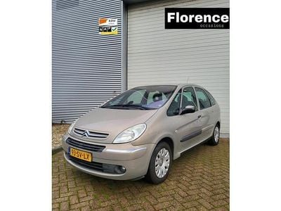 Beige Gebruikt 2006 Citroën Xsara Picasso MPV | € 999 (Goede deal)