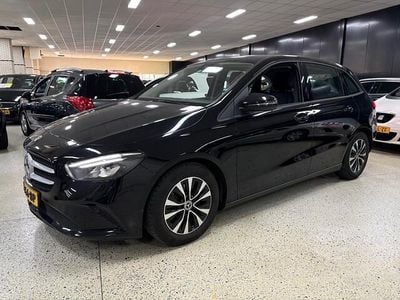 Zwart Gebruikt 2020 Mercedes B180 MPV | € 19.950 (Super prijs)
