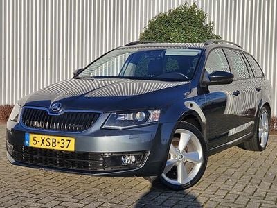 Grijs Gebruikt 2014 Skoda Octavia Business Line Stationwagen | € 5.950 (Eerlijke prijs)