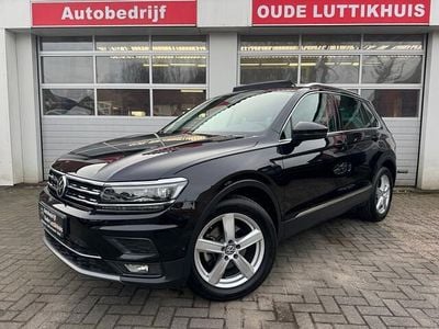 Zwart Occasion 2017 VW Tiguan Highline SUV | € 23.945 (Eerlijke prijs)