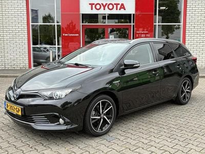 Toyota Auris Hybrid