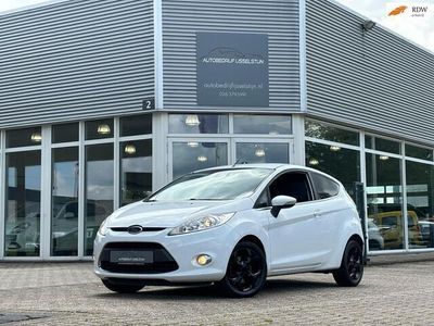 tweedehands Ford Fiesta 1.4 Titanium / Sport / Climate controle / Pdc