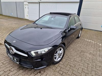 Zwart Gebruikt 2019 Mercedes A180 Hatchback | € 22.800 (Eerlijke prijs)