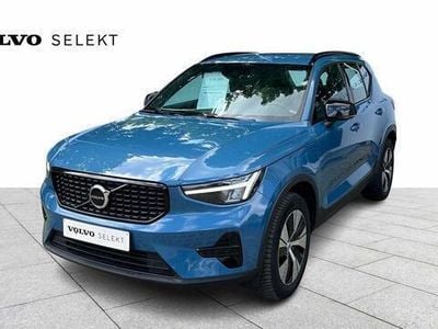 Blauw Gebruikt 2023 Volvo XC40 Plus SUV | € 36.999 (Eerlijke prijs)