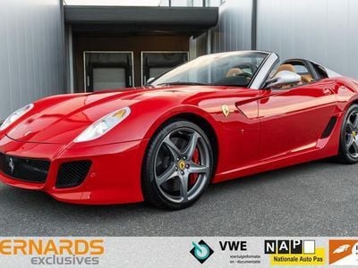 Grijs, metallic lak Gebruikt 2011 Ferrari 599 Cabriolet | € 1.899.950
