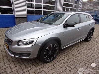 Gebruikt 2017 Volvo V60 CC Stationwagen | € 9.950