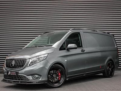 Grijs (metallic) Gebruikt 2021 Mercedes Vito AMG Van | € 33.945