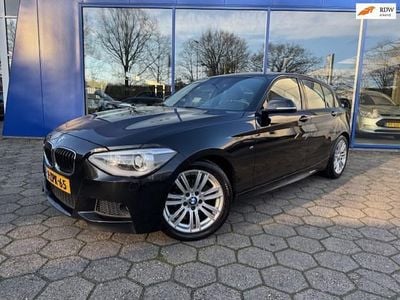 Zwart Occasion 2015 BMW 114 Executive Hatchback | € 9.499