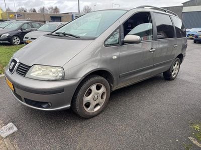 Grijs Gebruikt 2005 Seat Alhambra Reference MPV | € 1.600 (Iets duurder)