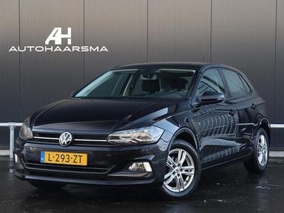Zwart (metallic) Occasion 2021 VW Polo Comfortline Hatchback | € 13.900 (Goede deal)