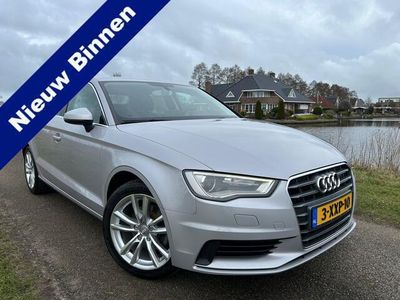Grijs Gebruikt 2014 Audi A3 Ambiente Sedan | € 10.950 (Iets duurder)