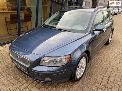 Blauw Occasion 2004 Volvo V50 Kinetic Stationwagen | € 8.945