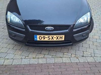 Zwart Occasion 2006 Ford Focus Hatchback | € 2.450 (Iets duurder)