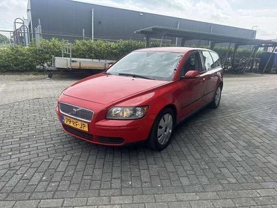Rood Occasion 2005 Volvo V50 Stationwagen | € 1.600 (Duur)