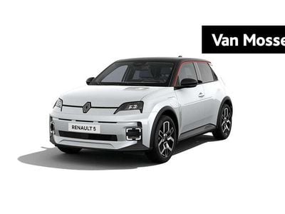 Wit Nieuw 2025 Renault 5 E-Tech Komfort Hatchback | € 33.190 (Goede deal)