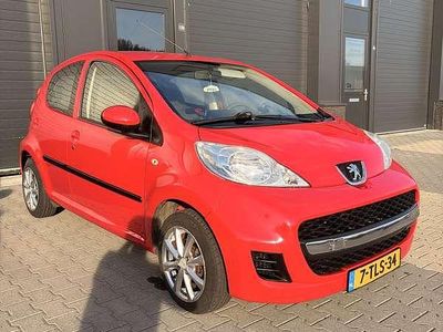 Rood Gebruikt 2009 Peugeot 107 Hatchback | € 2.599 (Goede deal)