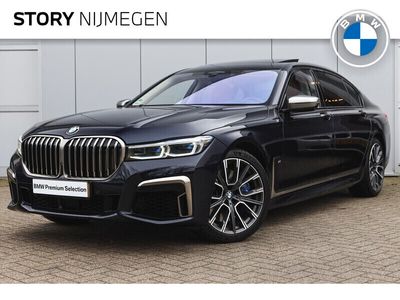 tweedehands BMW M760 760xDrive High Executive Automaat / Panoramada