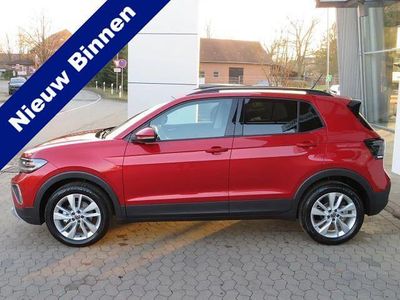 Rood Occasion 2024 VW T-Cross SUV | € 28.950 (Iets duurder)