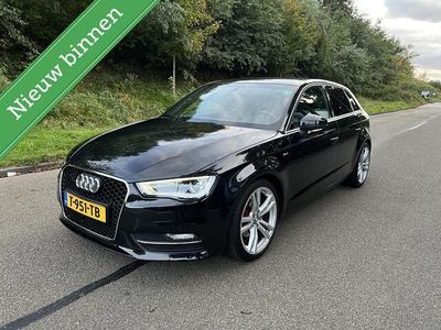 Zwart Occasion 2013 Audi A3 Sportback Ambition Hatchback | € 9.950 (Eerlijke prijs)