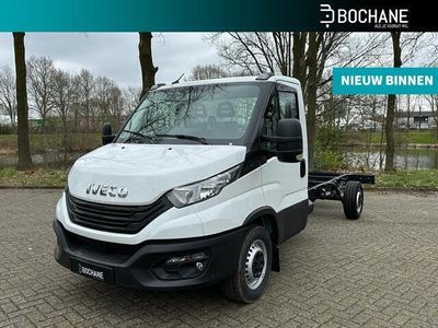 tweedehands Iveco Daily DAILY 35S18H 3.0 375business Chassis 35s18 3.0D 180PK manueel (L4)/Direct leverbaar!