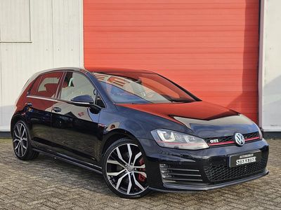 Hatchback Gebruikt 2013 VW Golf VII GTI Hatchback | € 17.950 (Duur)