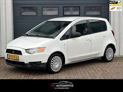 Wit Occasion 2012 Mitsubishi Colt Edition Hatchback | € 4.750 (Eerlijke prijs)