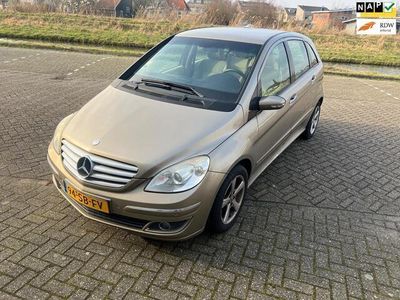 Mercedes B150