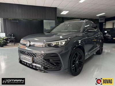 Grijs Gebruikt 2024 VW Tiguan R-line SUV | € 49.990