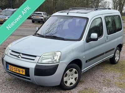 Grijs Occasion 2003 Citroën Berlingo MPV | € 2.250 (Eerlijke prijs)