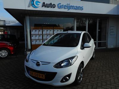 Occasion Mazda 2 86 PK (63 kW) 2012 Wit (metallic) Hatchback