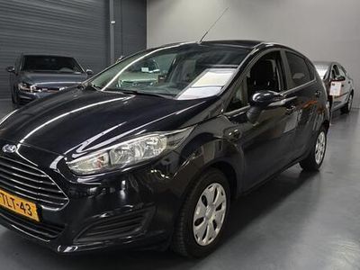 Zwart Gebruikt 2014 Ford Fiesta Style Hatchback | € 3.250 (Eerlijke prijs)