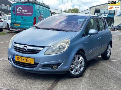 Blauw Occasion 2007 Opel Corsa Cosmo Hatchback | € 2.950 (Eerlijke prijs)