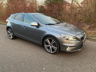Grijs (metallic) Gebruikt 2014 Volvo V40 Ocean Race Hatchback | € 15.950