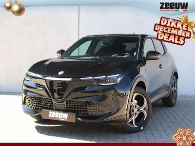Zwart Nieuw 2025 Alfa Romeo Junior Edizione Speciale SUV | € 39.450 (Eerlijke prijs)