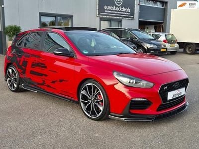 Rood Gebruikt 2019 Hyundai i30 Hatchback | € 25.250 (Eerlijke prijs)
