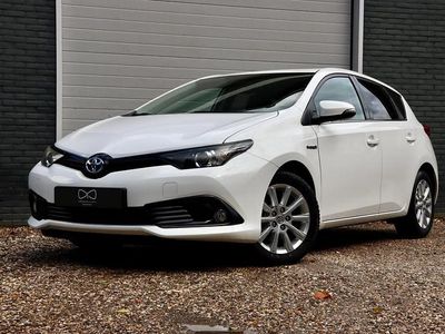 Toyota Auris Hybrid