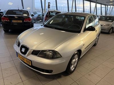 Grijs Gebruikt 2003 Seat Ibiza Stella Hatchback | € 1.940 (Eerlijke prijs)