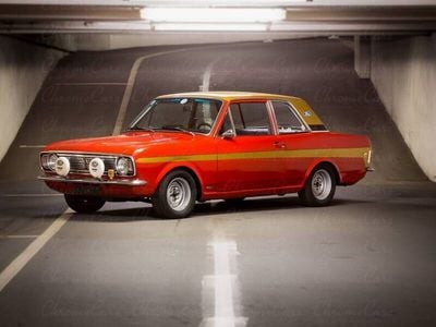Rooddragon red Gebruikt 1968 Ford Cortina Sedan | € 45.000