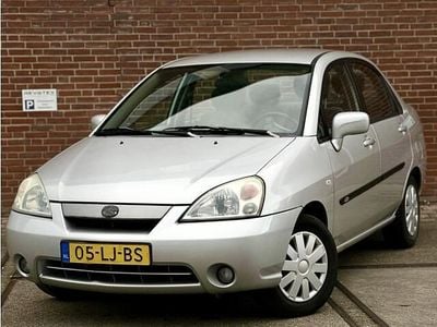 Grijs Gebruikt 2003 Suzuki Liana GLX Sedan | € 1.950