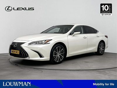 Lexus ES300H